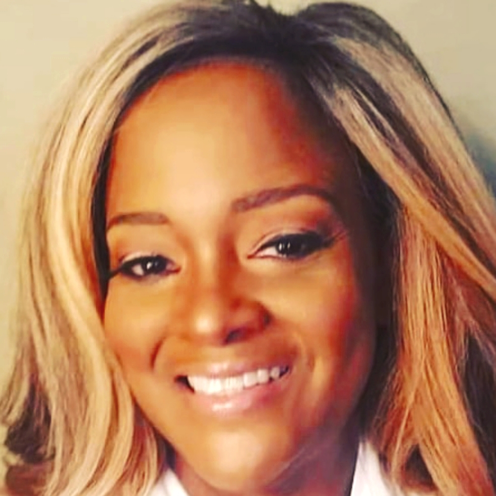 Meet your Posher, Carolyn